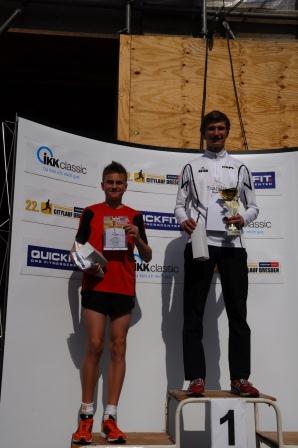 Anton siegt überlegen