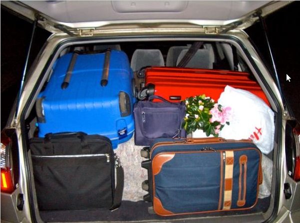 voll beladen gehts zum Flughafen voll beladen gehts zum Flughafen