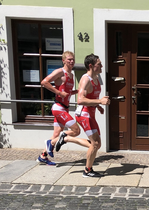 die Antwort auf die Frage nach dem Leben, dem Universum und dem ganzen Rest :-D