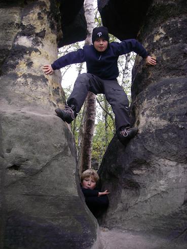 Aaron und Moritz im Klamm