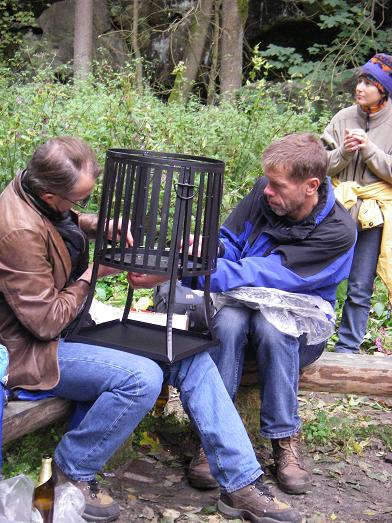 Wer da wohl eingesperrt werden soll?