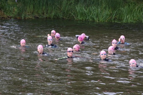 Die Mädels ganz cool vor dem Start