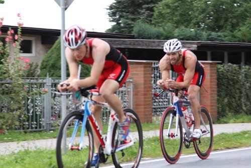 Stefan und Torsten machen Druck auf dem Rad