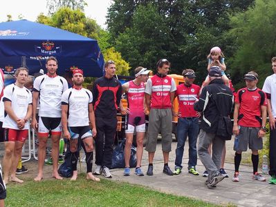 Die Männer auf dem 6.