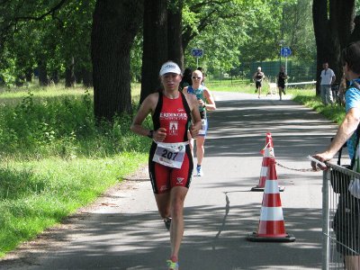 Annett trumpft beim Lauf groß auf!