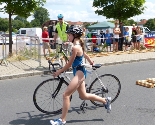 Maxime auf dem Weg zur "kleinen Fahrradstrecke"...