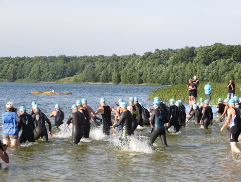 Schwimmstart beim Knappenman - Olympische Distanz