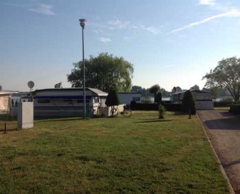 Der Campingplatz am Kiebitzer Baggerteich