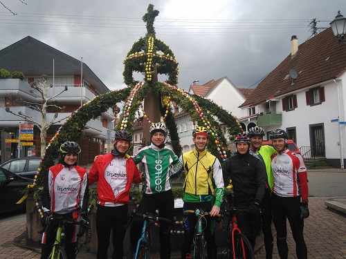 Radgruppe mit Gast Andi