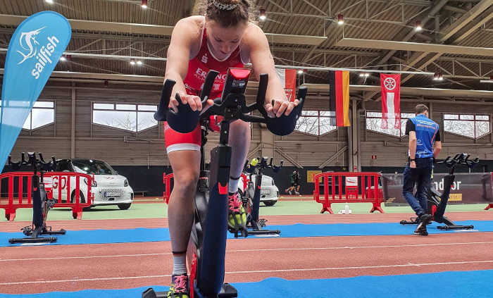 Caro tritt alle Watt